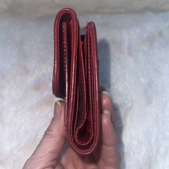 GIVENCHY ❤️.Midsize RED ♥️ leather Wallet Clean/Pristine white stitch Authentic - Picture 2 of 12